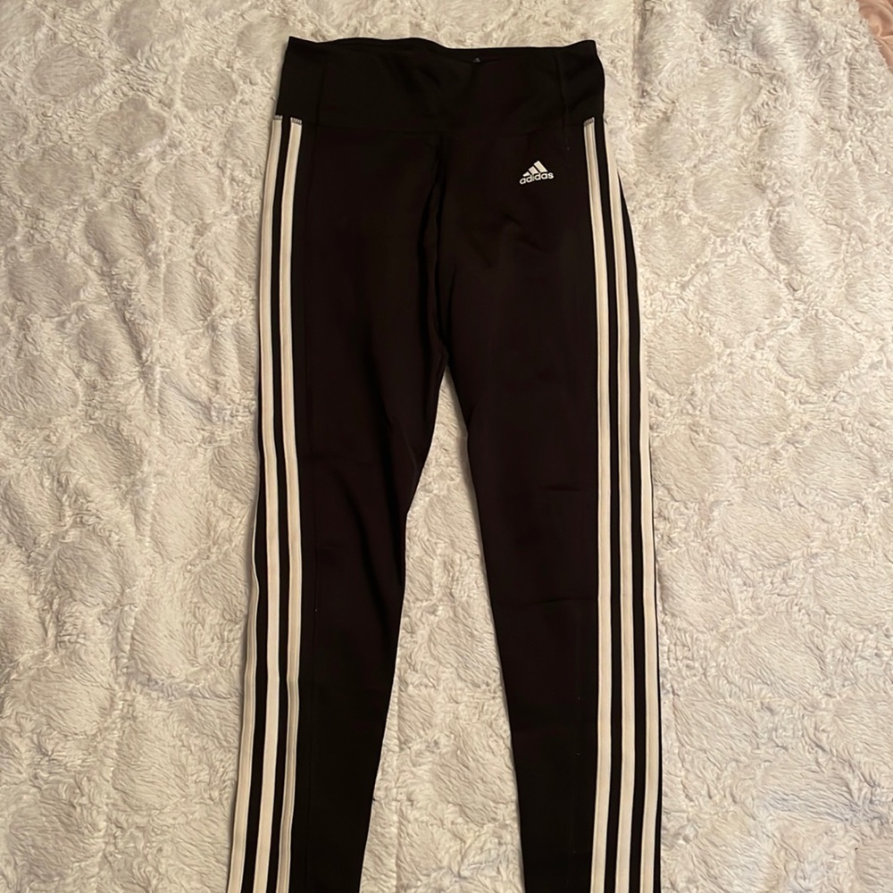 Adidas leggings. size small. womens